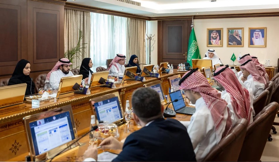 جانب من مراسم اجتماع مجلس إدارة صندوق البيئة